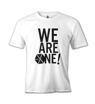 EXO - We are One Beyaz Erkek Tshirt