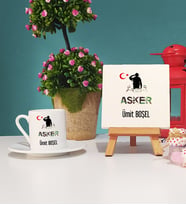 Asker Tasarımlı Kişiye Özel Hediye Asker Türk Kahvesi Fincanı ve Dekoratif Taş Baskı Hediye Seti