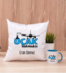 Uçak Mühendisi Kare Yastık ve Mavi Kupa Bardak