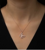 Papatya Silver Motifli Kelebek Kolye Nano Zirkon Taşlı 925 Ayar Gümüş