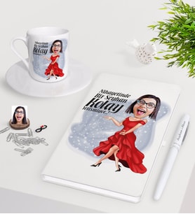 BK Gift Kişiye Özel Bayan Kolay Yetişmiyor Karikatürlü Beyaz Defter Kalem Türk Kahvesi Fincanı Seti-1 (Model 1)