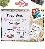 Kişiye Özel Fotoğraflı Varlığın Çok Güzel Yastık & Kupa Kutulu Hediye Seti