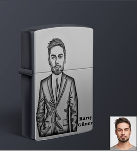 Kişiye Özel Kolay Yetişmiyor Tasarımlı Karikatür Siyah Benzinli Çakmak Model-1 (STD)