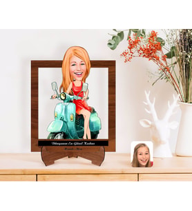 BK Gift Kişiye Özel Kadınlar Günü Dünyanın En Güzel Kadını Karikatürlü Ahşap Standlı 3D Biblo-23 (Beyaz)