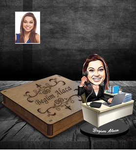 Kişiye Özel Patron Karikatürlü Ahşap Biblo Kutulu Bayan-17