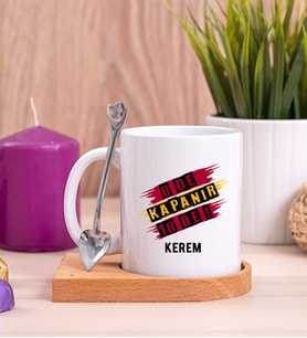 8 De Kapanır 18 De Taraftar Ahşap Altlıklı Beyaz Kupa Bardak