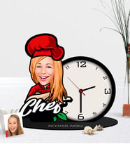BK Gift Kişiye Özel Bayan Chef Karikatürlü Ahşap Masaüstü Saat-10 (Çok Renkli)