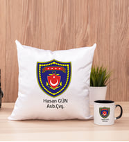 Deniz Kuvvetleri Kare Yastık ve Siyah Kupa Bardak