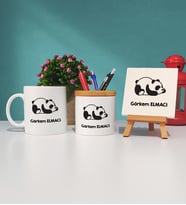 Uykucu Panda Tasarımlı Kişiye Özel Hediye Panda Kupa Bardak Kalemlik ve Dekoratif Taş Baskı Hediye Seti