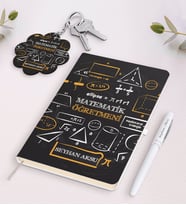 BK Gift Kişiye Özel Matematik Öğretmeni Beyaz Defter Kalem ve Anahtarlık Hediye Seti-10 (Model 1)