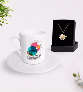 BK Gift Kişiye Özel En İyi Öğretmen Türk Kahvesi Fincanı ve İsimli Papatya Kolye Hediye Seti-3 (Model 1)