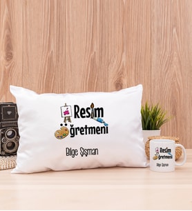 Resim Öğretmeni Dikdörtgen Yastık ve Beyaz Kupa Bardak
