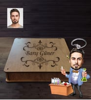 Kişiye Özel Öğretmen Karikatürlü  Ahşap Anahtarlık Kutulu Bay-3