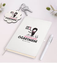 BK Gift Kişiye Özel Matematik Öğretmeni Beyaz Defter Kalem ve Anahtarlık Hediye Seti-1 (Model 1)