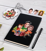 BK Gift Kişiye Özel Yeni Yıl Aile Karikatürlü Siyah Defter Kalem ve Anahtarlık Hediye Seti-2 (Model 1)