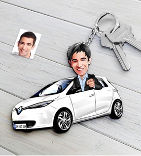 BK Gift Kişiye Özel Bay Renault Zoe Figürlü Plakalı Ahşap Karikatür Anahtarlık (Beyaz)