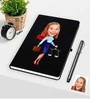 BK Gift Kişiye Özel Bayan Avukat Karikatürlü Siyah Defter Kalem Seti - 3