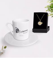 BK Gift Kişiye Özel Atatürk Temalı Türk Kahvesi Fincanı ve İsimli Papatya Kolye Hediye Seti-20 (Model 1)