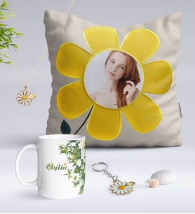 BK Gift Kişiye Özel Fotoğraflı Papatya Yastık Kupa Papatya Kolye ve Gold Anahtarlık Seti-5 (Model 1)