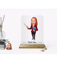 BK Gift Kişiye Özel Kadın Öğretmen Karikatürlü Ahşap Standlı Çerçeve-3 (Beyaz)