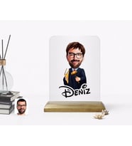BK Gift Kişiye Özel Erkek Hakim Karikatürlü Ahşap Standlı Çerçeve (Beyaz)