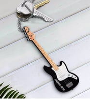 BK Gift Kişiye Özel İsimli Bas Gitar Enstrüman Ahşap Anahtarlık-1 (Beyaz)