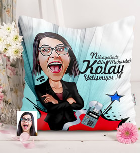 BK Gift Kişiye Özel Bayan Muhasebeci Karikatürlü  Yastık  2