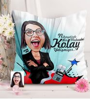 BK Gift Kişiye Özel Bayan Muhasebeci Karikatürlü  Yastık  2