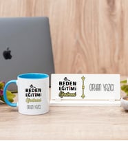 Beden Eğitimi Öğretmeni Mavi Kupa Bardak Ve Masa İsimliği Hediye Seti