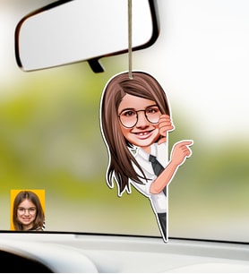 BK Gift Kişiye Özel Kız Çocuk Karikatürlü Ahşap Araba Dikiz Ayna Süsü-1 (Çok Renkli)