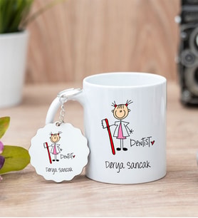 Bayan Diş Hekimi Karikatürü Beyaz Kupa Bardak Ve Anahtarlık Set