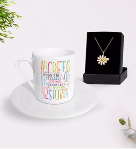 BK Gift Kişiye Özel Dünyanın En İyi Öğretmeni Türk Kahvesi Fincanı ve İsimli Papatya Kolye Hediye Seti-6 (Model 1)