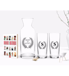 BK Gift Kişiye Özel Renkli Baskılı İsimli İkili Rakı Bardağı Karaf ve Cep Kitabı Hediye Seti-35 (Model 1)