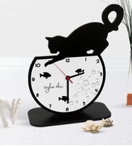 BK Gift Kişiye Özel Dekoratif Kedi Ahşap Masaüstü Saat (Çok Renkli)