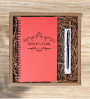 Kişiye Özel Pastel Renkli Ahşap Defter Kalem Seti 7 (Kırmızı)