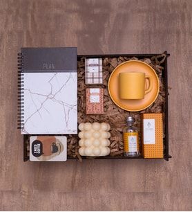 Defter, Fincan, Kahve, Mum, Kolonya Hediye Kutusu