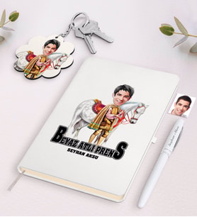 BK Gift Kişiye Özel Beyaz Atlı Prens Karikatürlü Beyaz Defter Kalem ve Anahtarlık Hediye Seti-1 (Model 1)