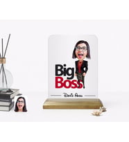 BK Gift Kişiye Özel Kadın Big Boss Karikatürlü Ahşap Standlı Çerçeve-2 (Beyaz)