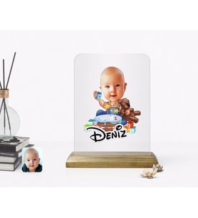 BK Gift Kişiye Özel Bebek Doğum Günü Karikatürlü Ahşap Standlı Çerçeve-1 (Beyaz)