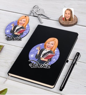 BK Gift Kişiye Özel Kadın Yönetici Karikatürlü Siyah Defter Kalem Ve Anahtarlık Hediye Seti-1 (Model 1)