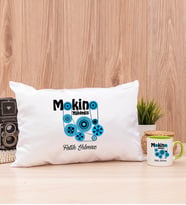 Makine Mühendisi Dikdörtgen Yastık ve Yeşil Kupa Bardak