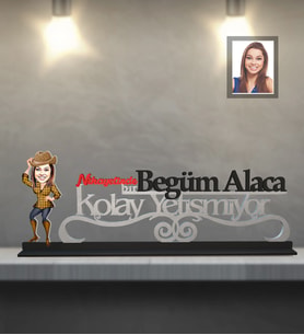 Kişiye Özel Bayan Karikatürlü Kolay Yetişmiyor Ahşap Biblo Model-12