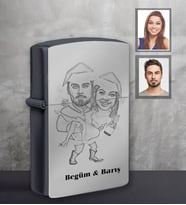 Kişiye Özel Yılbaşı Sevgili Karikatürlü Siyah Benzinli Çakmak Model-2