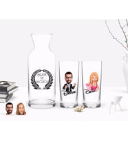 BK Gift Kişiye Özel Renkli Baskılı Erkek ve Kadın Karikatürlü İkili Rakı Bardağı ve Karaf Hediye Seti-5 (Model 1)
