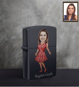 Kişiye Özel Bayan Karikatürlü UV Baskılı Siyah Benzinli Çakmak Model-11