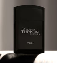 BK Gift Kişiye Özel Ne Mutlu Türküm Diyene Siyah Metal Çakmak  1