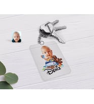 BK Gift Kişiye Özel Bebek Doğum Günü Karikatürlü Şeffaf Pleksi Anahtarlık-1 (Beyaz)