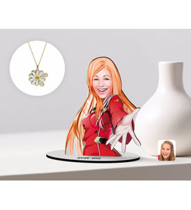 BK Gift Kişiye Özel Kadın Karikatürlü 3D Ahşap Biblo ve İsimli Tarihli Papatya Kolye Seti-34 (Model 1)