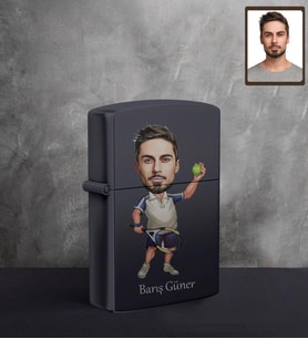Kişiye Özel Sporcu Karikatürlü UV Baskılı Siyah Benzinli Çakmak Bay-1