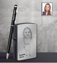 Kişiye Özel Öğretmen Karikatürlü Siyah Çakmak Kalem Hediye Seti Bayan-9 (Model 1)